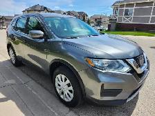 2017 Nissan Rogue S AWD Low 85k kms similar2 CRV RAV4 RVR Civic
