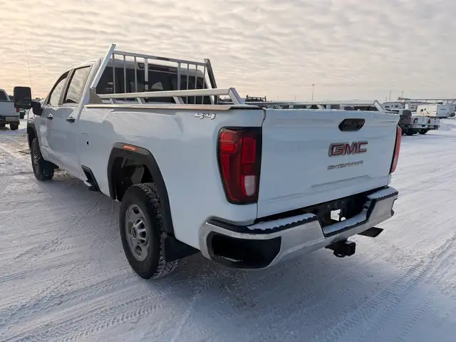2021 GMC Sierra 2500 HD CREW CAB LONG BOX 4WD, Clean Carfax, Run - Photo 6