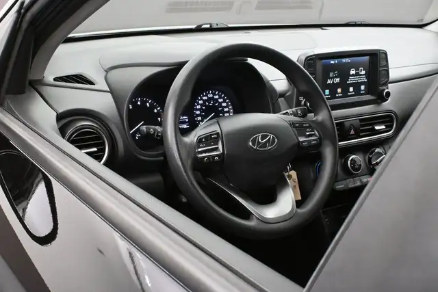 2019 Hyundai Kona Essential FWD Heated Seats, Apple/Android, All - Photo 6