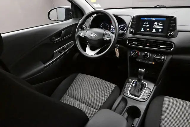 2019 Hyundai Kona Essential FWD Heated Seats, Apple/Android, All - Photo 28