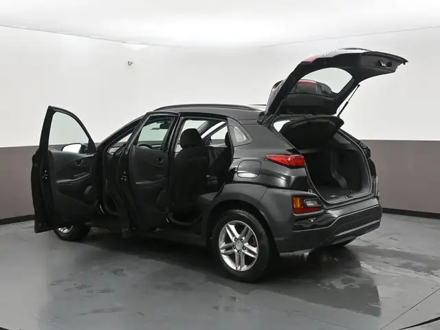 2019 Hyundai Kona Essential FWD Heated Seats, Apple/Android, All - Photo 57