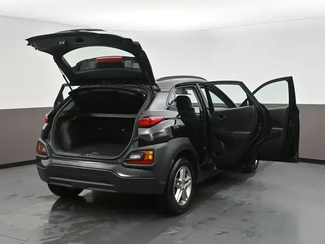 2019 Hyundai Kona Essential FWD Heated Seats, Apple/Android, All - Photo 59