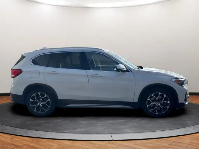 2020 Ford Edge SEL Xdrive pano roof, Alloys, Leather, Backup... - Photo 4