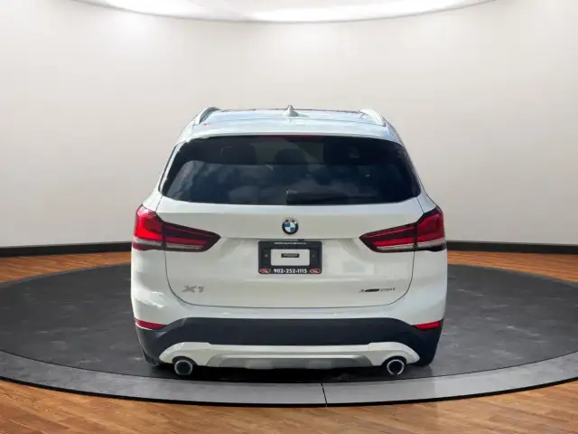 2020 Ford Edge SEL Xdrive pano roof, Alloys, Leather, Backup... - Photo 6