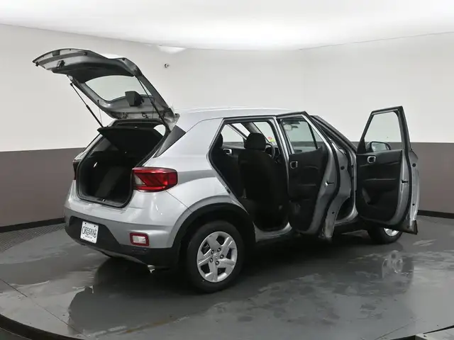 2021 Hyundai Venue ESSENTIAL Call 902-466-9550 Android Auto/Appl - Photo 50