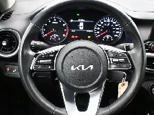 2023 Kia Forte EX Call 902-466-9550 Apple Carplay/Android Auto, - Photo 17