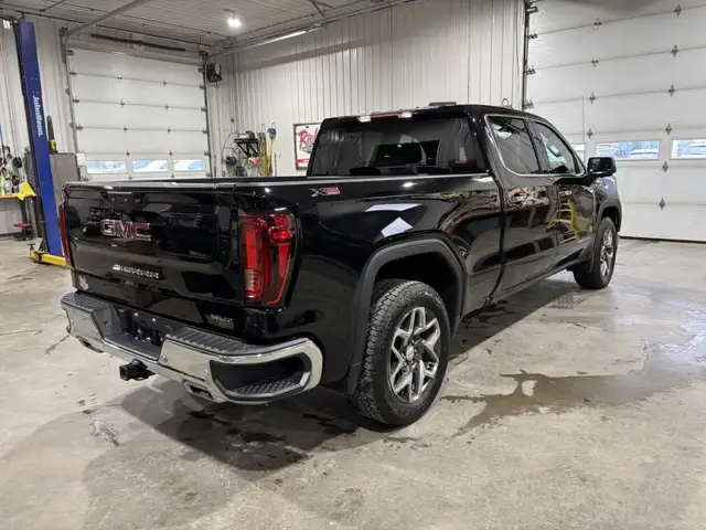 2024 GMC Sierra 1500 SLT, Duramax - Photo 5