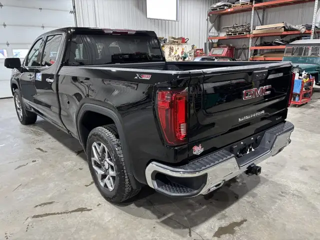 2024 GMC Sierra 1500 SLT, Duramax - Photo 10