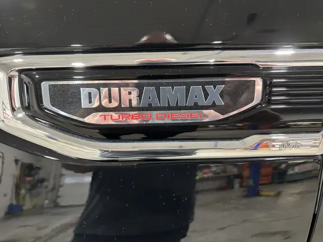 2024 GMC Sierra 1500 SLT, Duramax - Photo 13