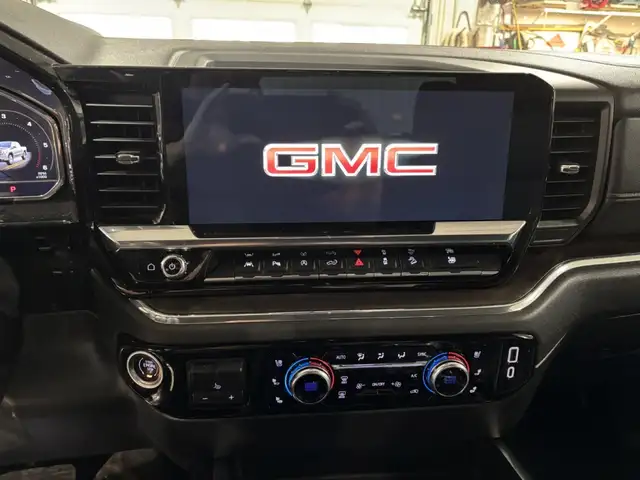 2024 GMC Sierra 1500 SLT, Duramax - Photo 27