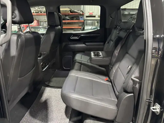 2024 GMC Sierra 1500 SLT, Duramax - Photo 31