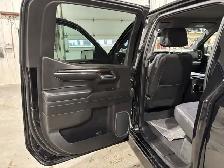 2024 GMC Sierra 1500 SLT, Duramax - Photo 32