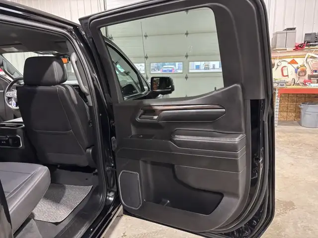 2024 GMC Sierra 1500 SLT, Duramax - Photo 35
