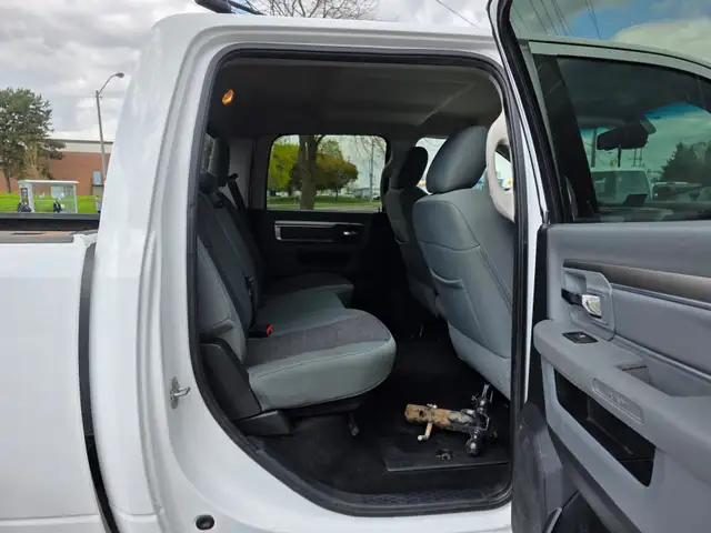 2015 Ram 2500 4WD Crew Cab 169' SLT - Photo 9