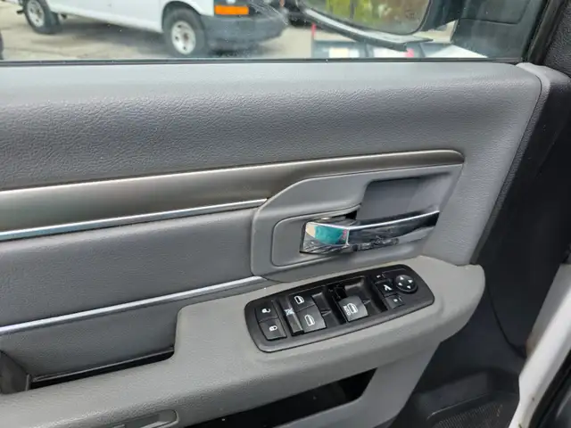 2015 Ram 2500 4WD Crew Cab 169' SLT - Photo 17