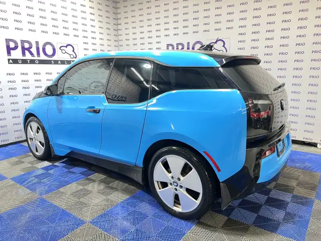 2016 BMW i3 - Photo 3