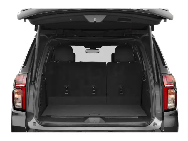 2024 Chevrolet Suburban - Photo 8