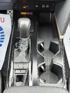 2025 Toyota Camry SE Upgrade Hybrid - Photo 13