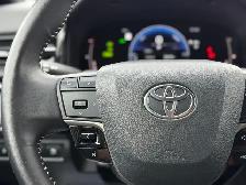 2025 Toyota Camry SE Upgrade Hybrid - Photo 19