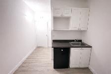 28 Av. Gatineau - 28-1B Apartment for Rent - Photo 2