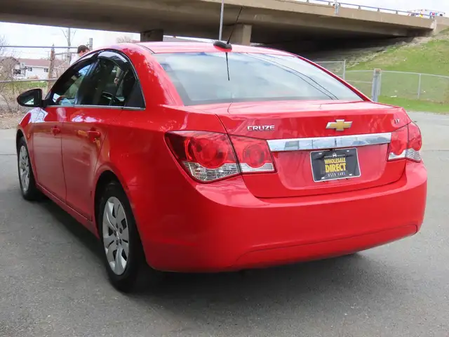 2015 Chevrolet Cruze 1LT - Photo 4
