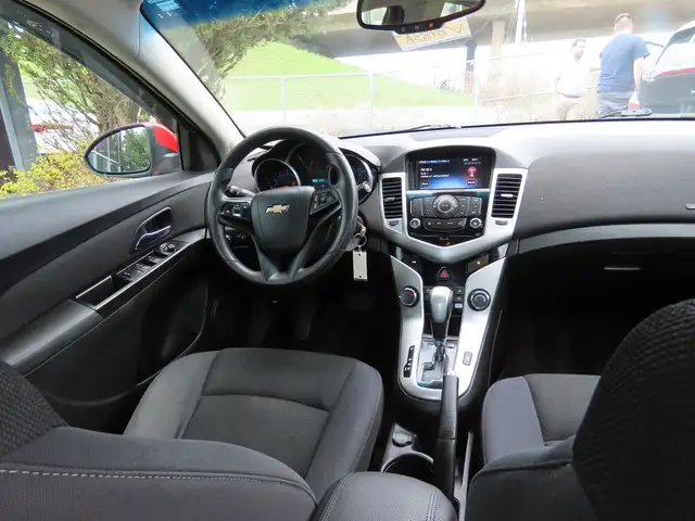 2015 Chevrolet Cruze 1LT - Photo 6