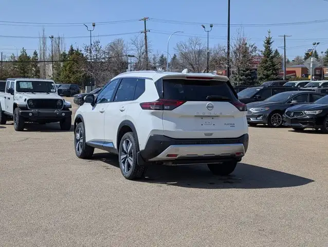 2023 Nissan Rogue Platinum - Photo 4