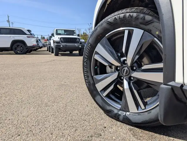 2023 Nissan Rogue Platinum - Photo 12