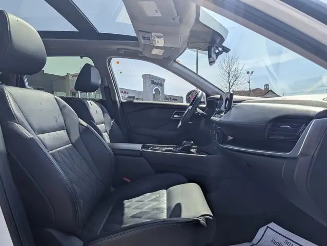 2023 Nissan Rogue Platinum - Photo 21