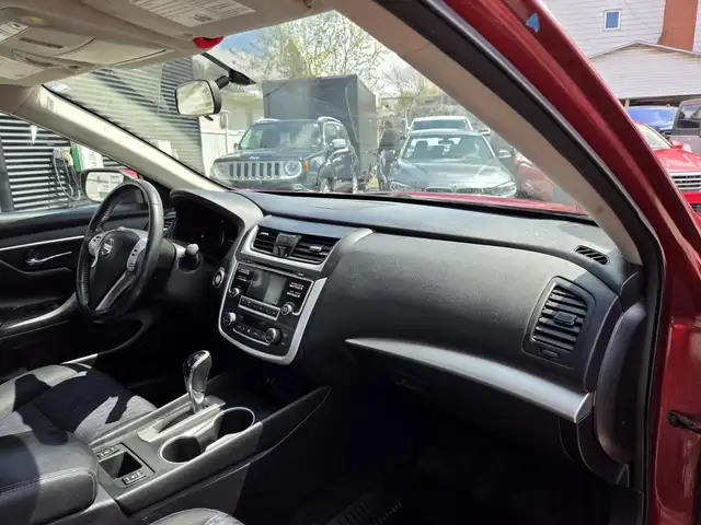 Nissan Altima SV 2016 SV MAGS TOIT OUVRANT AUBAINE - Photo 10
