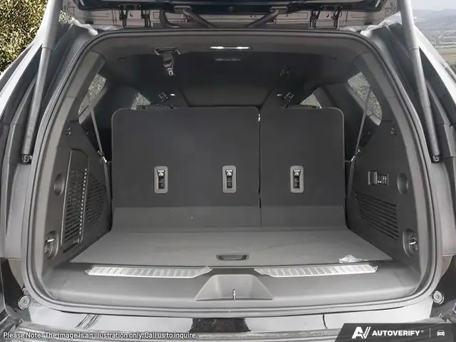 2026 GMC Yukon Denali - Photo 7