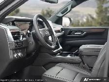 2026 GMC Yukon Denali - Photo 12
