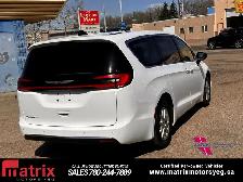 2024 Chrysler Pacifica Touring L - Photo 10