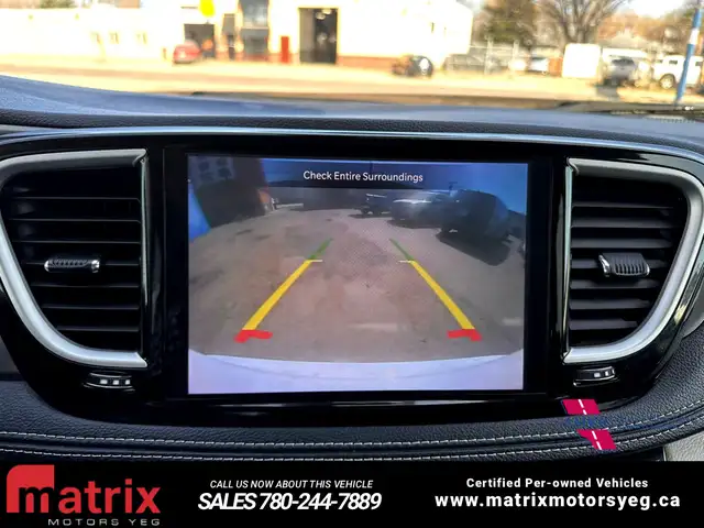 2024 Chrysler Pacifica Touring L - Photo 24