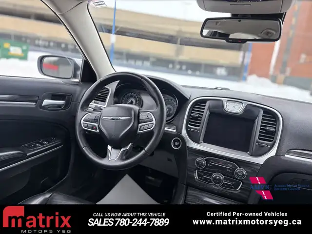 2022 Chrysler 300 Touring L - Photo 6