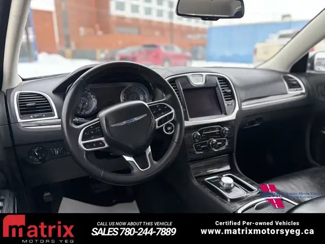 2022 Chrysler 300 Touring L - Photo 14