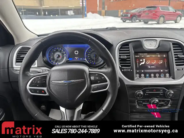 2022 Chrysler 300 Touring L - Photo 20