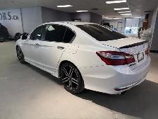 2017 Honda Accord 4dr Sport - Photo 4