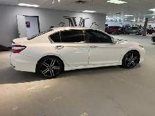 2017 Honda Accord 4dr Sport - Photo 6