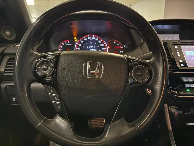 2017 Honda Accord 4dr Sport - Photo 7