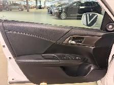 2017 Honda Accord 4dr Sport - Photo 17