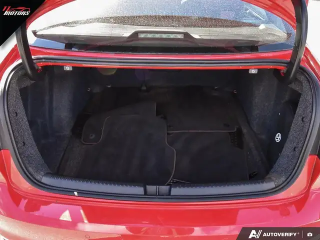 2016 Volkswagen Jetta 4dr 2.0 TSI DSG GLI | LOADED | NO ACCIDENT - Photo 11