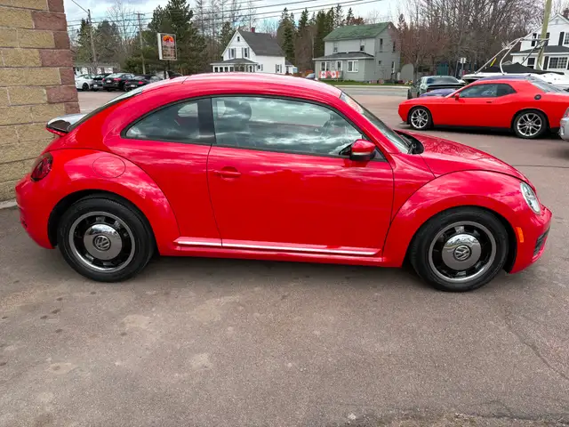 2017 Volkswagen Beetle 1.8 TSI Classic AC! Backup Camera! Hea... - Photo 7