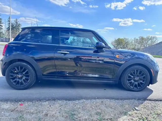 2016 MINI Cooper 3dr HB - Photo 4