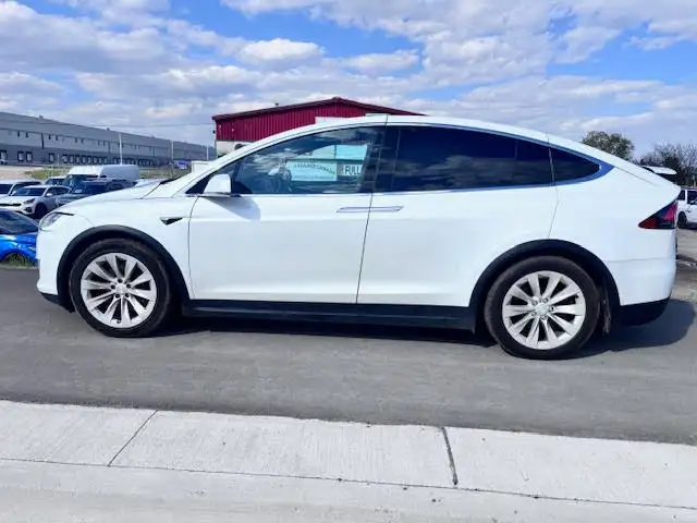 2017 Tesla Model X 90D AWD Ltd Avail - Photo 7