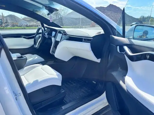 2017 Tesla Model X 90D AWD Ltd Avail - Photo 10