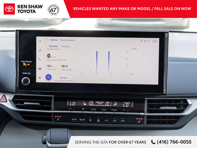 2025 Toyota Sienna XLE 8-Passenger LOW KM / LEATHER / SUNROOF... - Photo 26