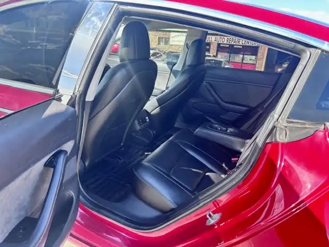 2018 Tesla Model 3 long range - Photo 6