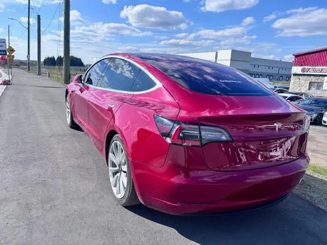 2018 Tesla Model 3 long range - Photo 11