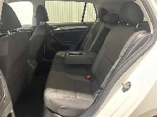 Volkswagen Golf Comfortline 5 portes avec boîte manuelle 2021 à - Photo 16